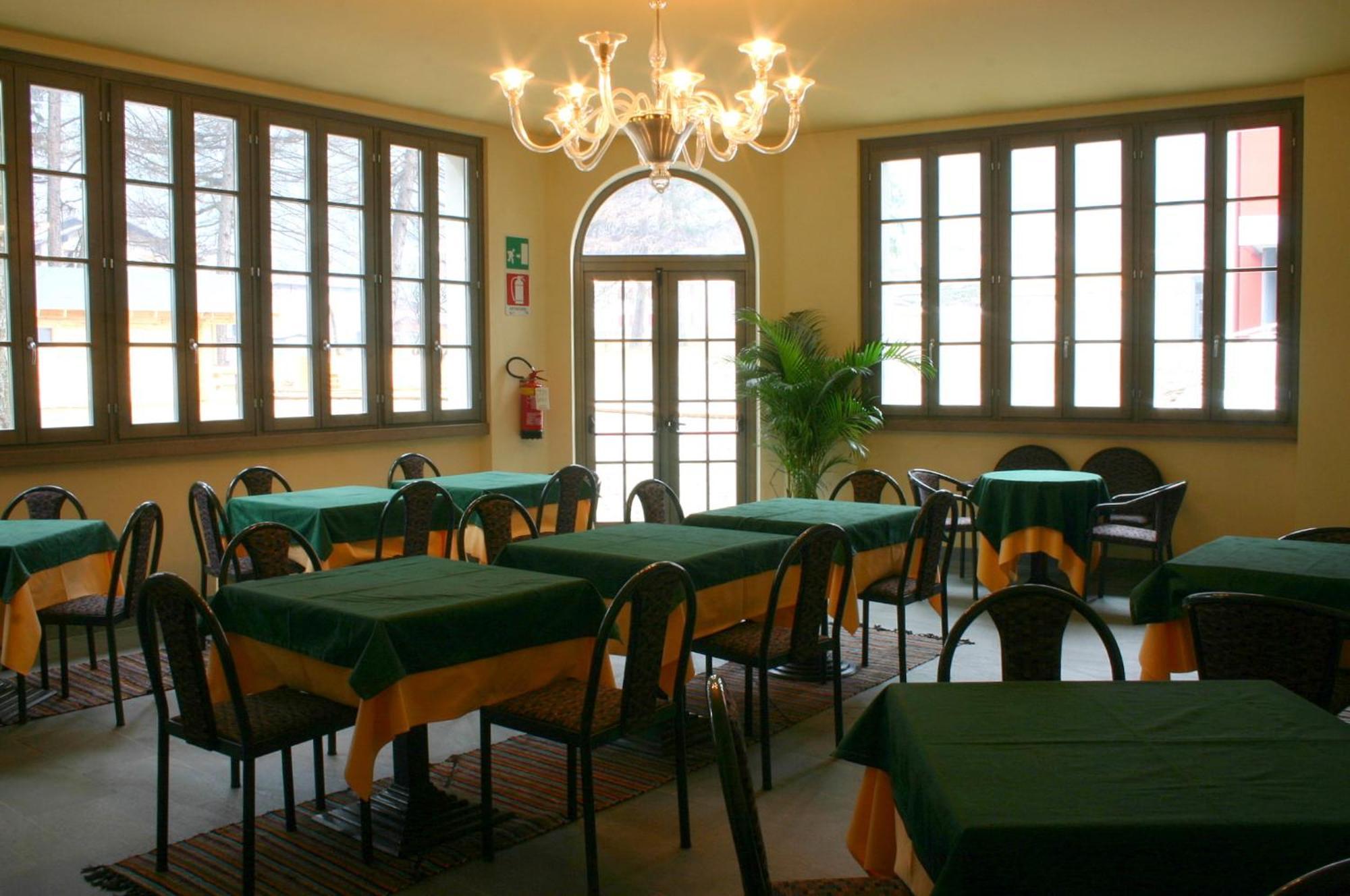Hotel Cepina Albergo Incantato Valdisotto Extérieur photo