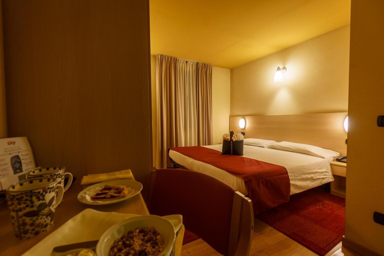 Hotel Cepina Albergo Incantato Valdisotto Extérieur photo